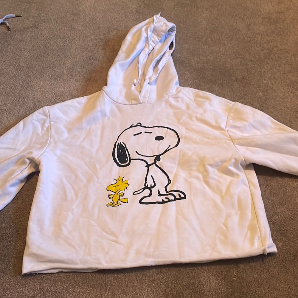 White Snoopy crop hoodie